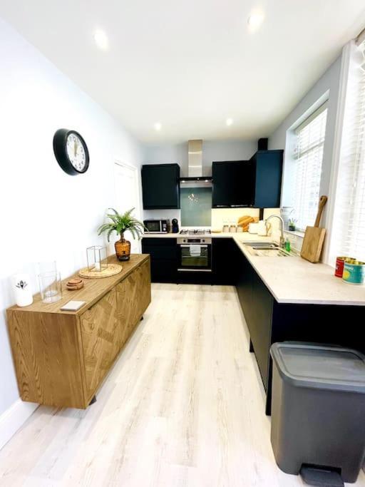 Rookley Villa, 3 Bedroom Family Apartment, Ventnor Eksteriør billede